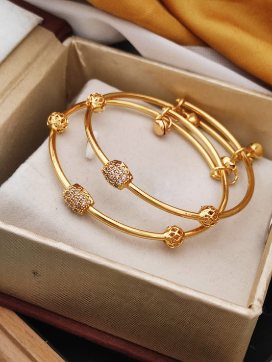NEW BANGLES