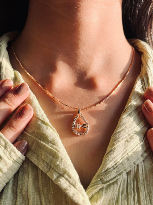 Love design necklace