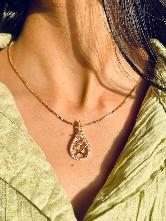 Simple round shape necklace